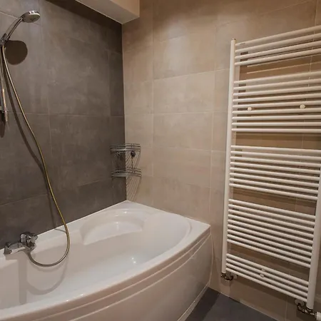 Apartment La Cure