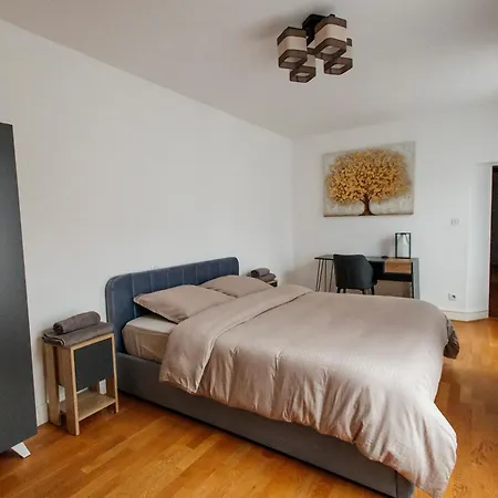 La Cure Grand Familial 3 Avec Terrasse Et Parking A 10 Minutes De Colmar Appartement Wintzenheim